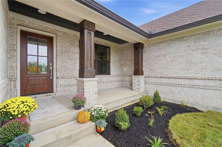 Property Photo: 115 Cedar Creek Circle OH 45066