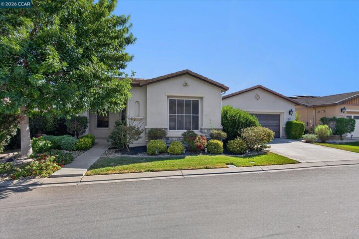 Property Photo: 1006 Sunset Lndg CA 94571