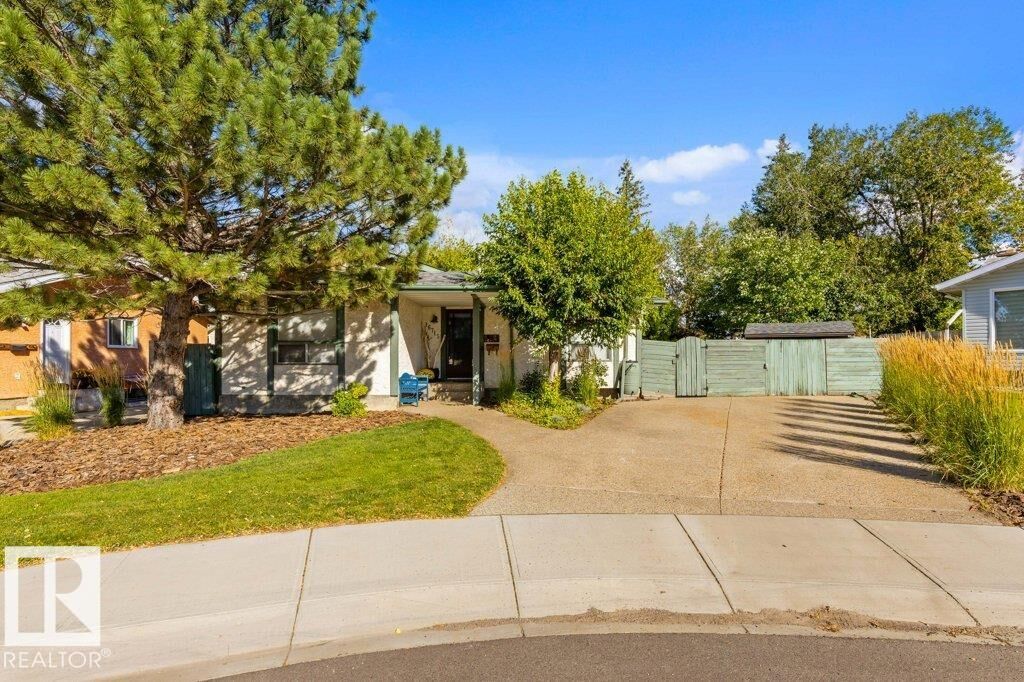 Property Photo:  16715 98 Street NW  AB T5X 2S8 