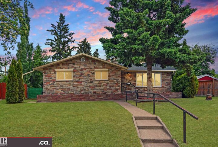 Property Photo:  9657 68A Street NW  AB T6B 1V3 
