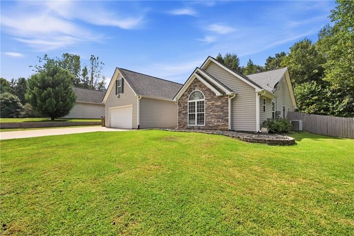 Property Photo:  198 Celestial Run  GA 30680 