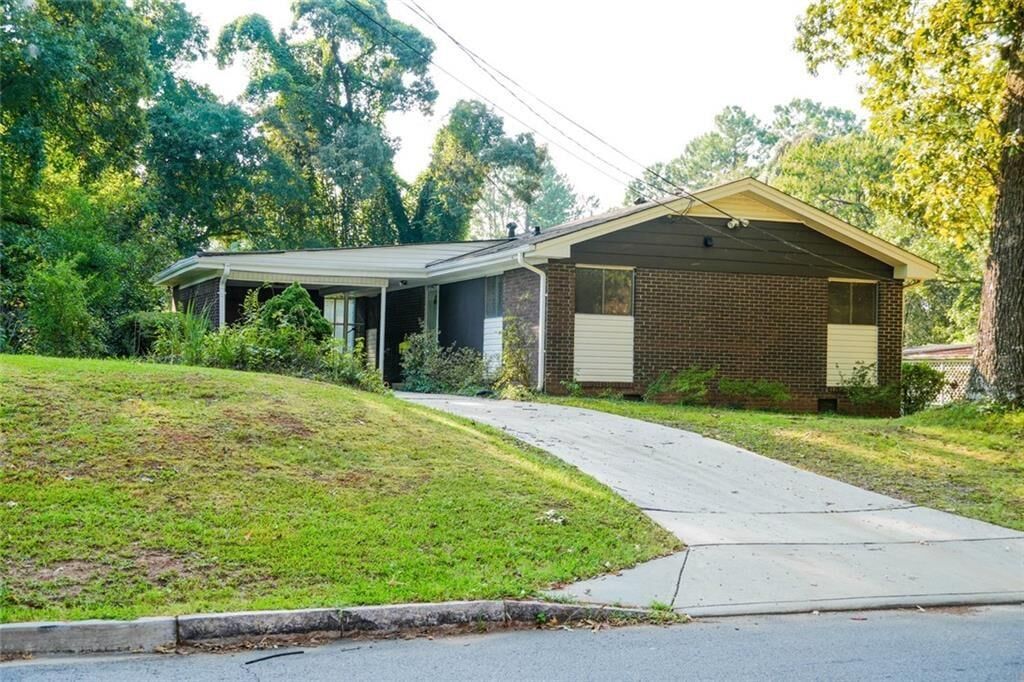Property Photo:  927 Rowland Street  GA 30021 