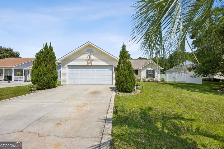 Property Photo:  20 Lakefront Drive  GA 31558 