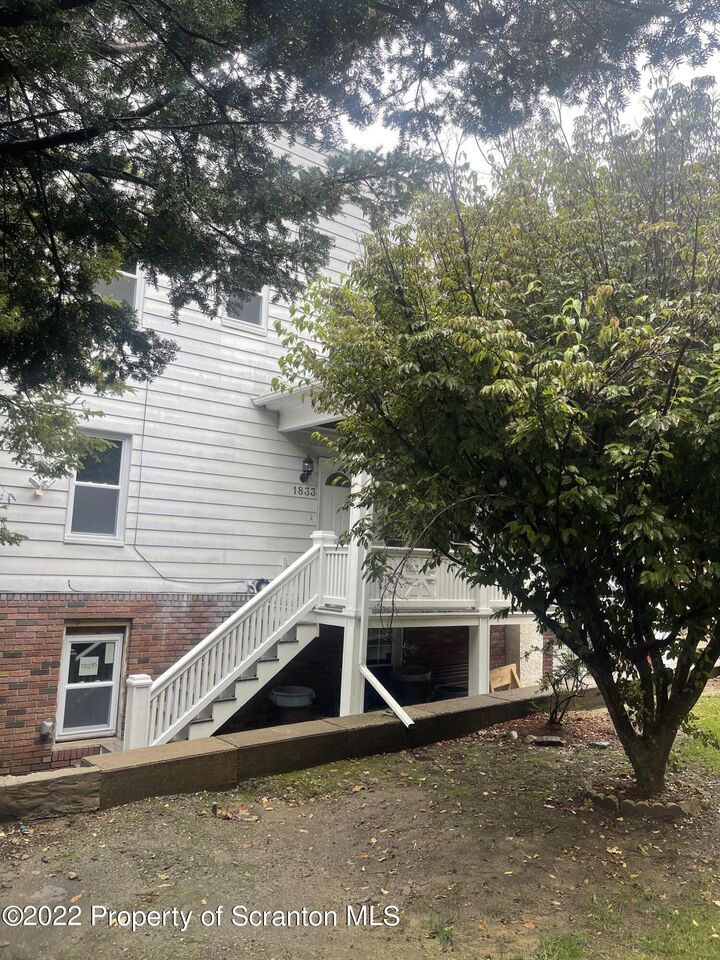 Property Photo:  1833 S Webster Avenue  PA 18505 
