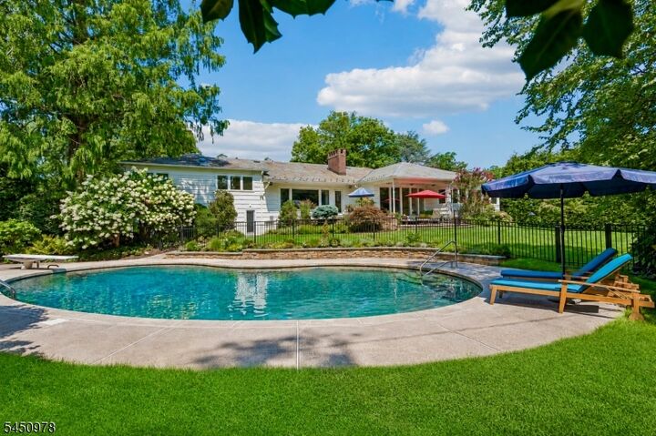 Property Photo: 200 Crestwood Dr NJ 07079