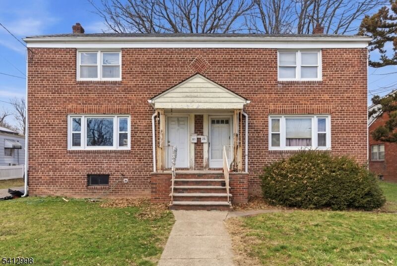 Property Photo:  21 Moore Pl 1  NJ 07109 