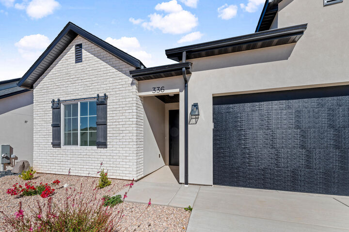 Property Photo:  336 W Rosie Lp  UT 84721 