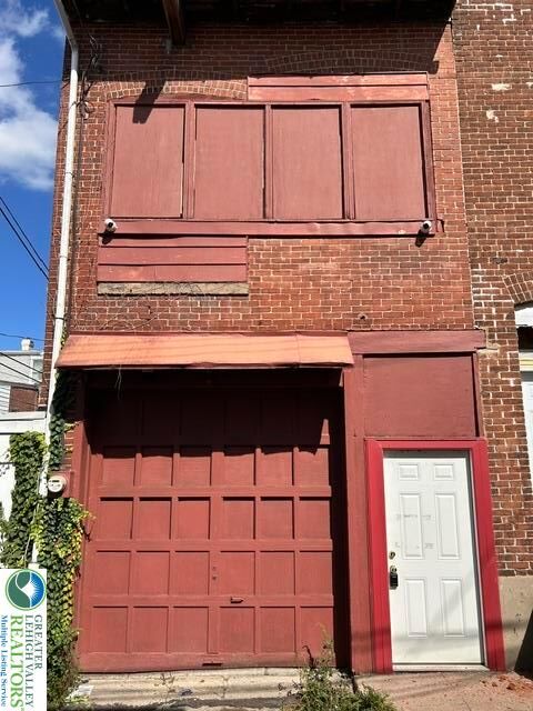 Property Photo:  322 N Franklin Street Storage/Garage Area  PA 18102 