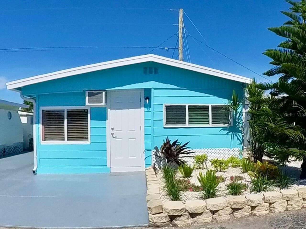 Property Photo: 10315 Cortez Road W 67-2 FL 34210