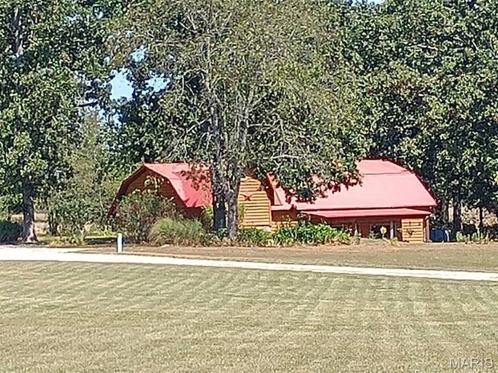 Property Photo:  749 County Road 4120  MO 65560 