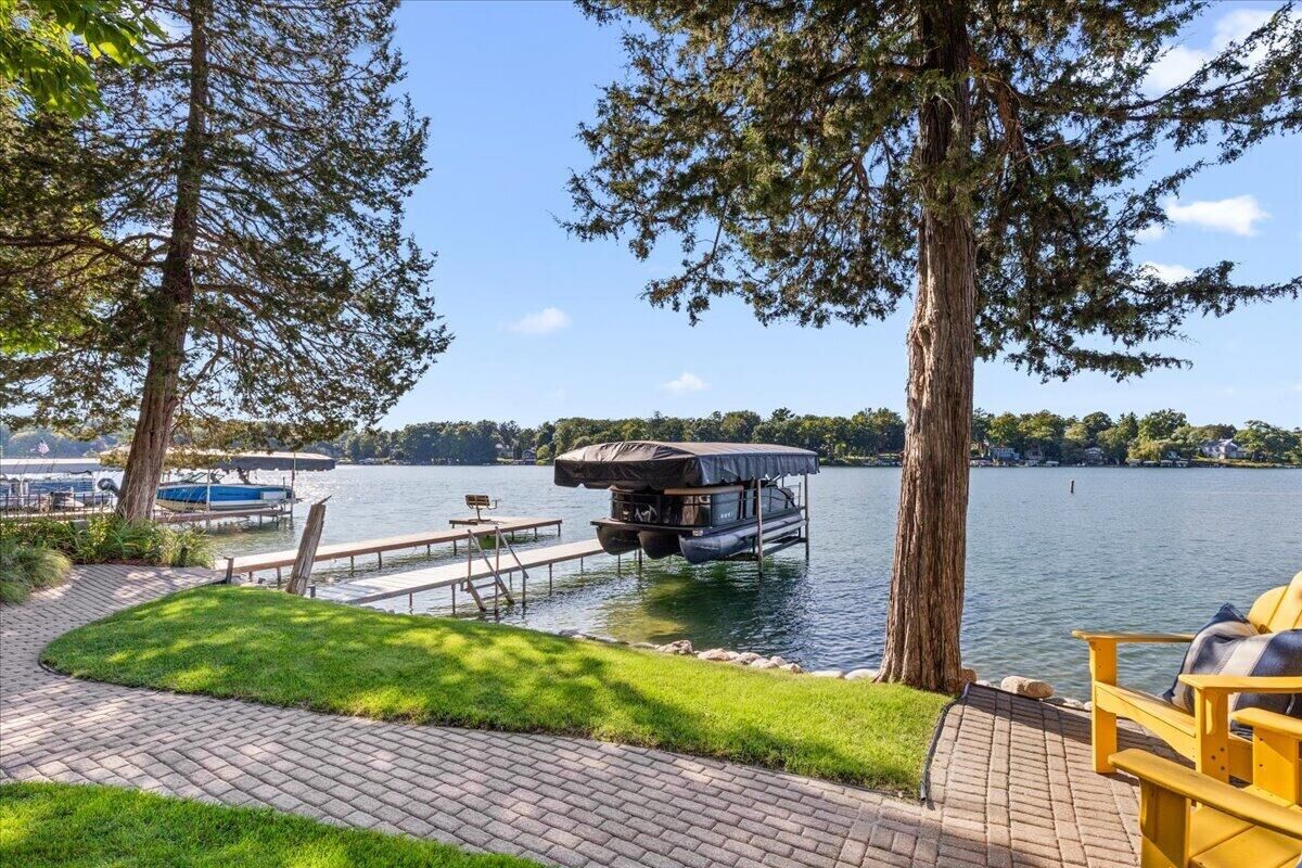 Property Photo: 4763 Fontana Beach Rd WI 53095