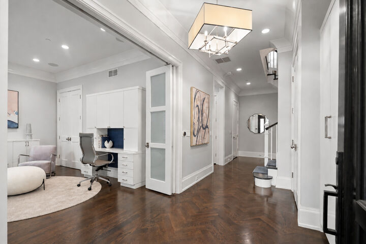 Property Photo:  451 W Deming Place  IL 60614 