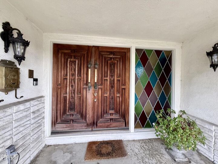 Property Photo:  924 N 4th Street  CA 90640 