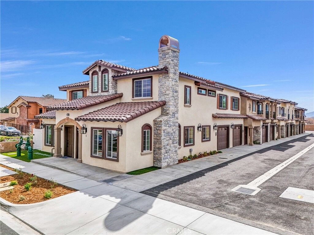 Property Photo: 16385 Valencia Avenue 3 CA 92335
