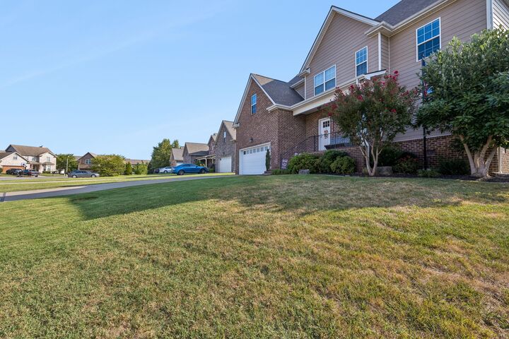 Property Photo:  418 Tessa Ct  TN 37128 
