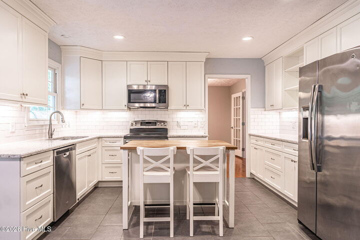 Property Photo: 300 Midlothian Drive NC 28387