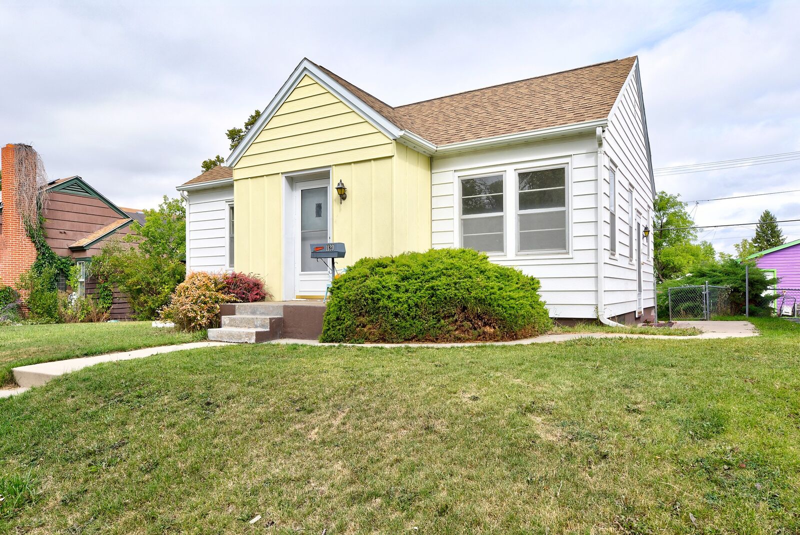 Property Photo:  1120 E 6th Avenue  MT 59601 