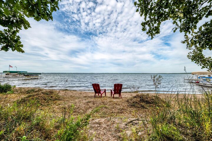 Property Photo:  5907 Lavinia Road NE  MN 56601 