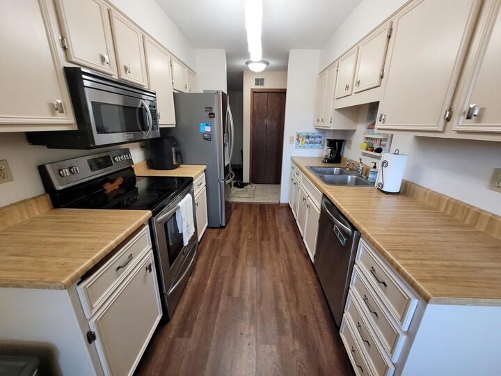 Property Photo:  1439 25th Avenue S 101  ND 58103 