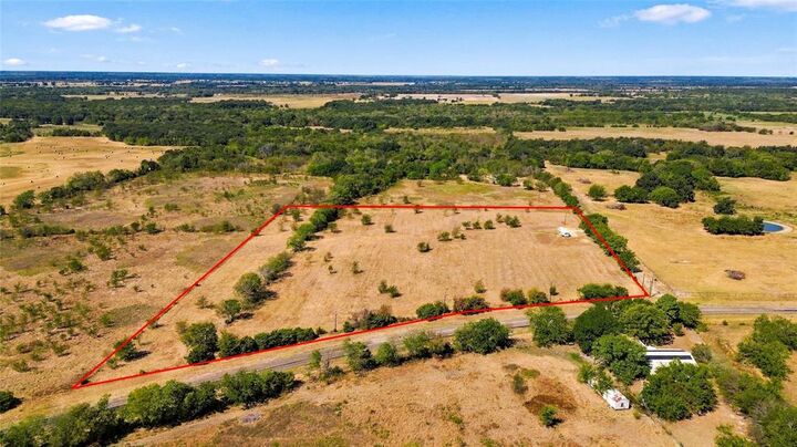 Property Photo:  651 Fm 3132  TX 75448 