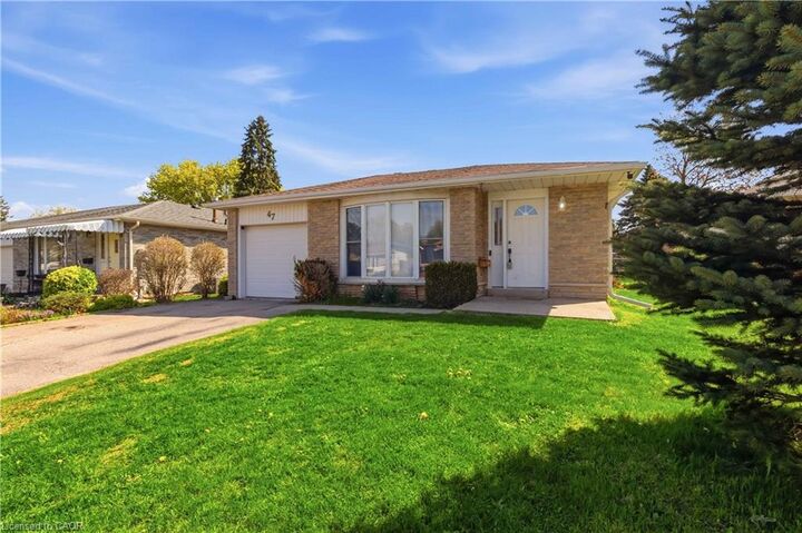 Property Photo:  47 Abeles Avenue  ON N3L 3N8 
