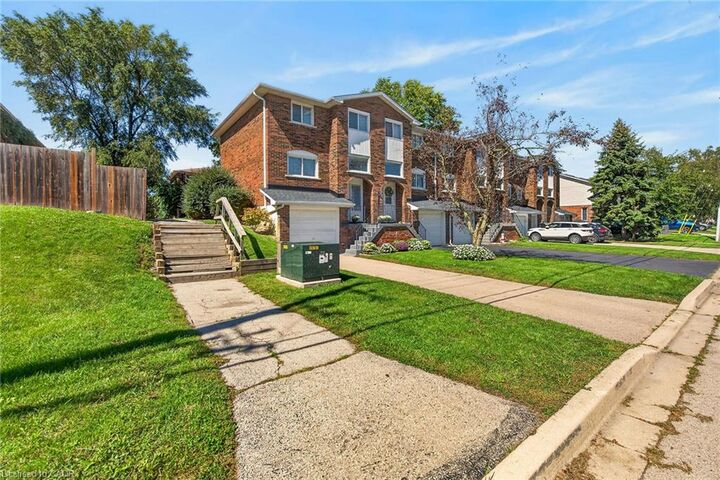 Property Photo:  112 Cedar Street  ON N1A 3C7 