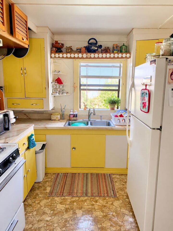 Property Photo: 404 S 4th St TX 79511