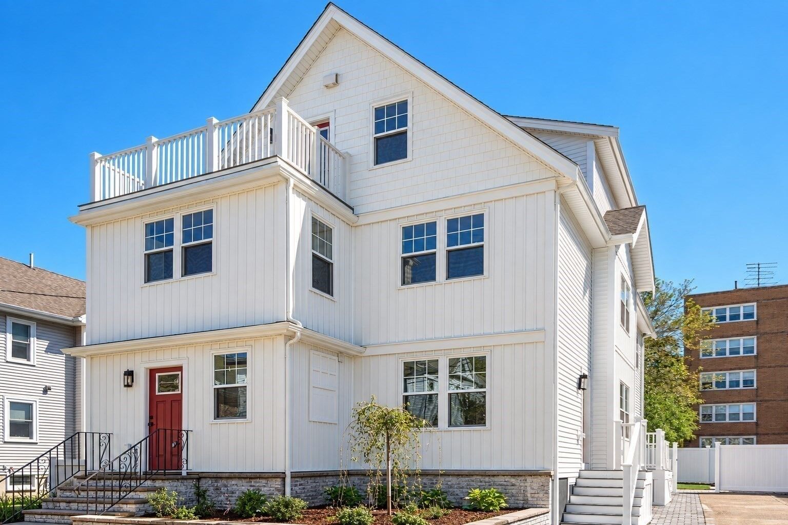 Property Photo:  15 Foster Street  MA 02474 