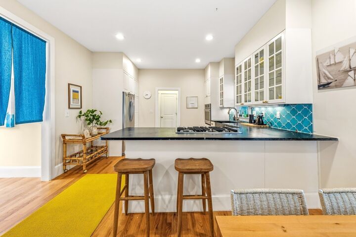 Property Photo: 36 Oak St 1 MA 02143