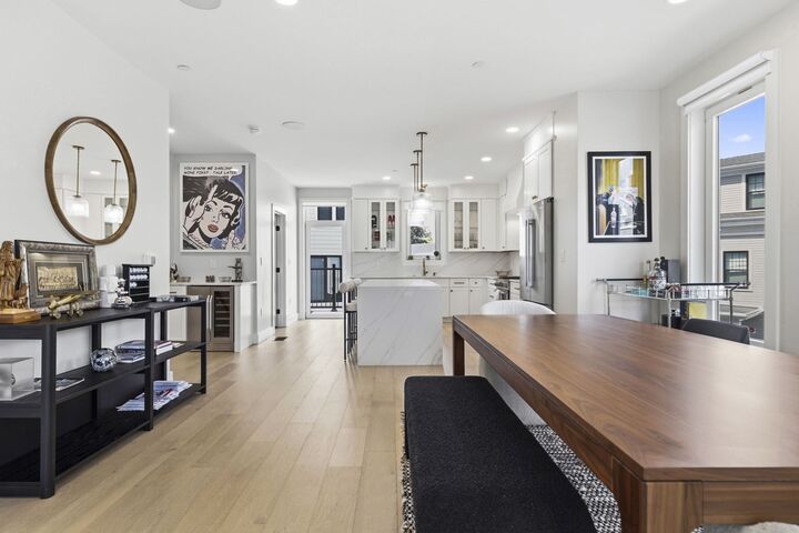 Property Photo:  19 Ashland St 19  MA 02122 