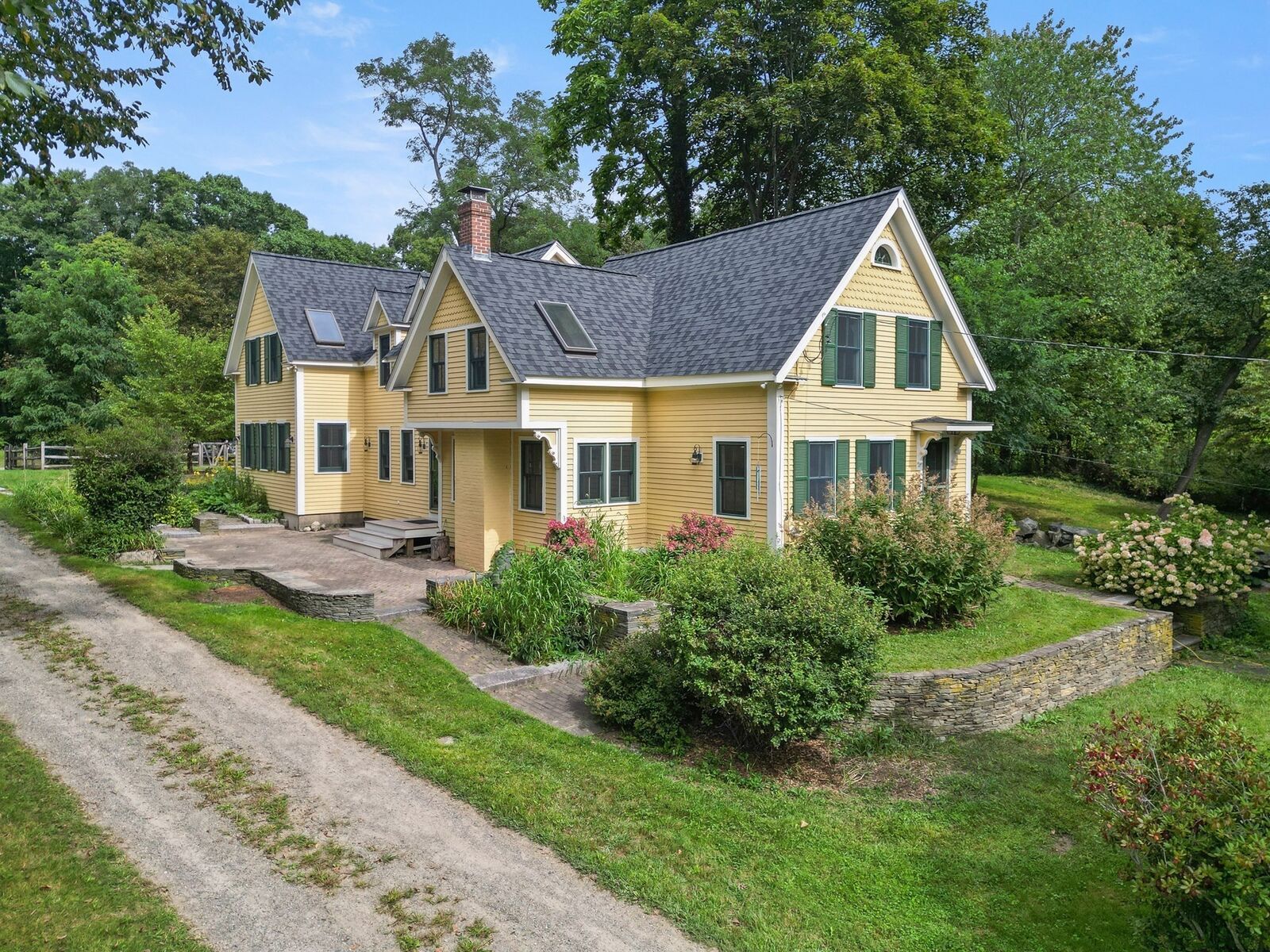Property Photo: 19-21 Downfall Rd MA 01922