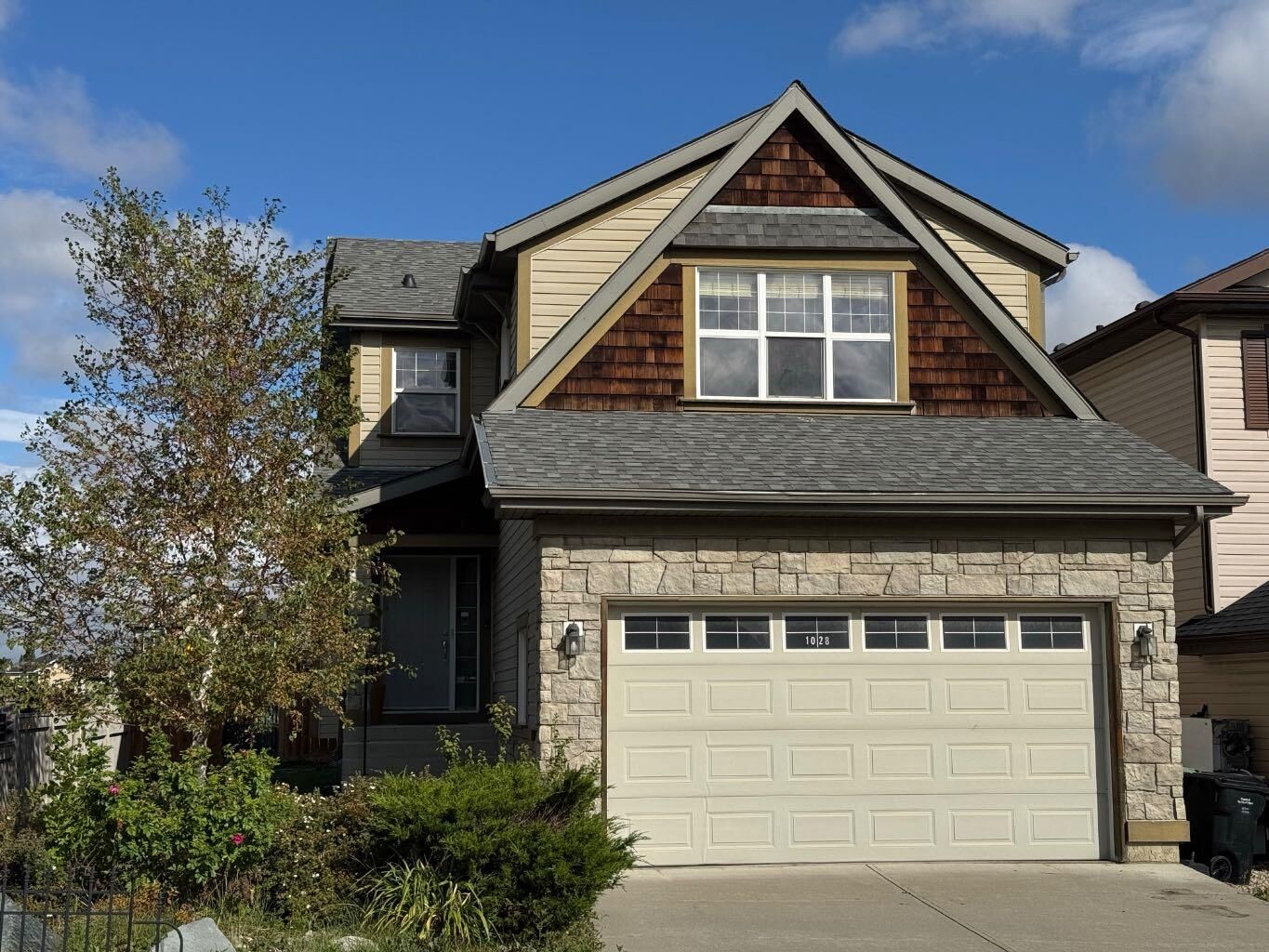 Property Photo: 1028 Kincora Drive NW AB T3R 1R5