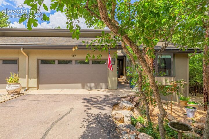 Property Photo:  117 Mayhurst Avenue  CO 80906 