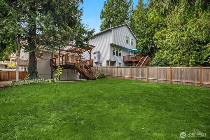 Property Photo: 2534 NE 94th Street WA 98115