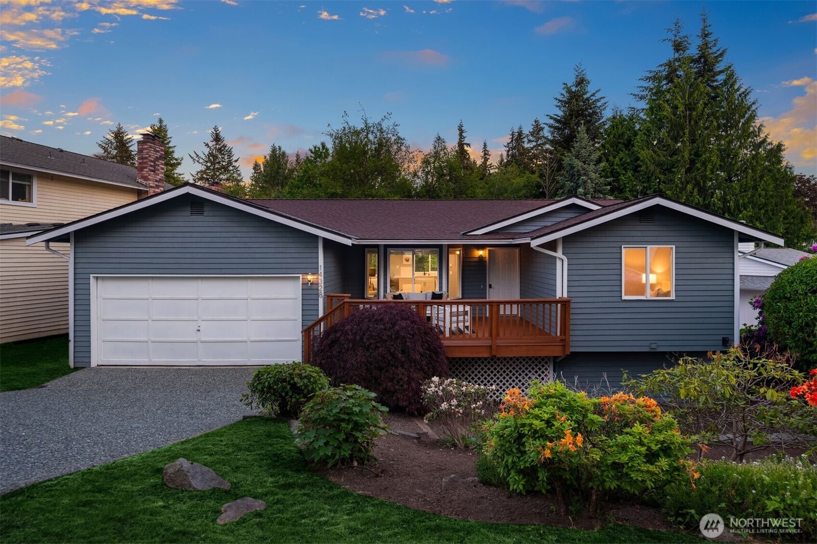 Property Photo:  14328  85th Place NE  WA 98034 