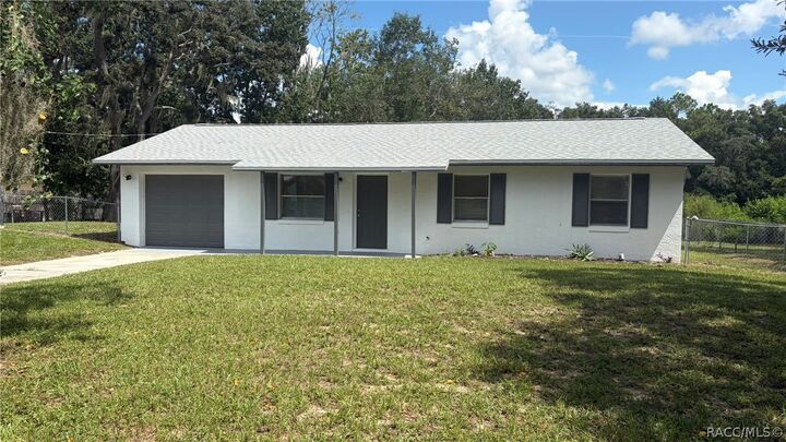 Property Photo: 2355 & 2377 S Whitier Point FL 34448
