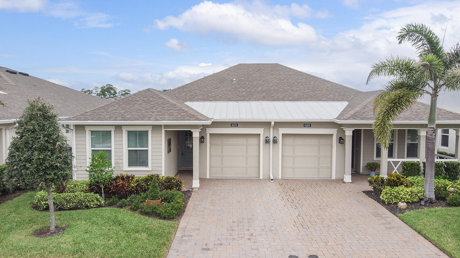 Property Photo:  6174 Spicewood Lane  FL 32966 