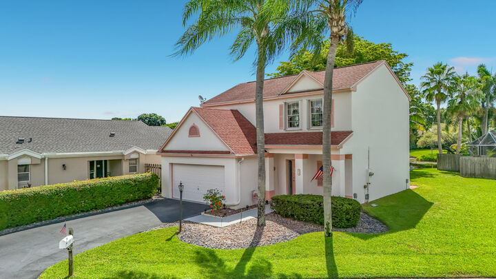 Property Photo:  13 Swallow Drive  FL 33436 