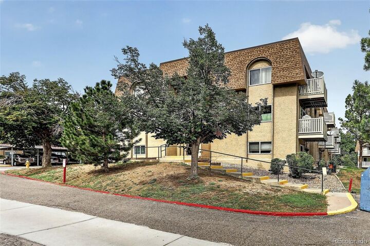 Property Photo:  7455 E Quincy Avenue 308  CO 80237 