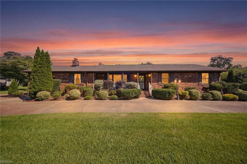 Property Photo:  1660 Will O Wisp Dr  VA 23454 