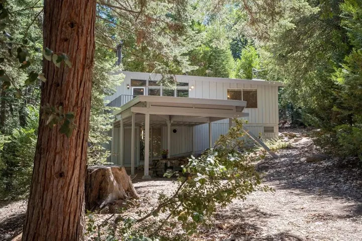 Property Photo:  32753 Birch Hill Road  CA 92060 