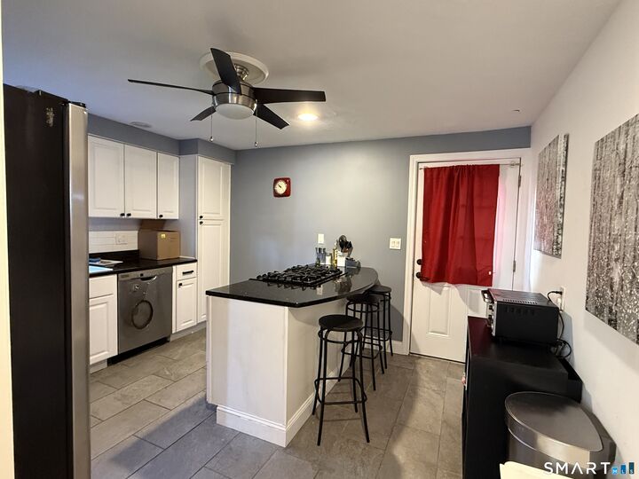 Property Photo: 106 Greenhill Terrace CT 06515