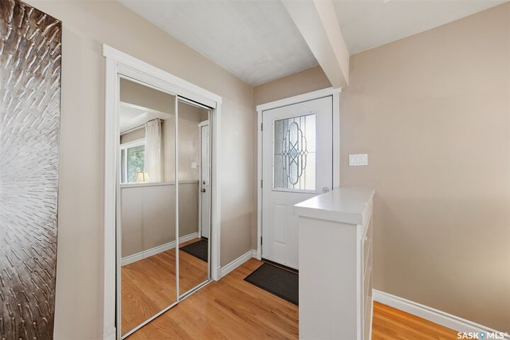 Property Photo: 2809 Clarence Avenue S SK S7J 1M7
