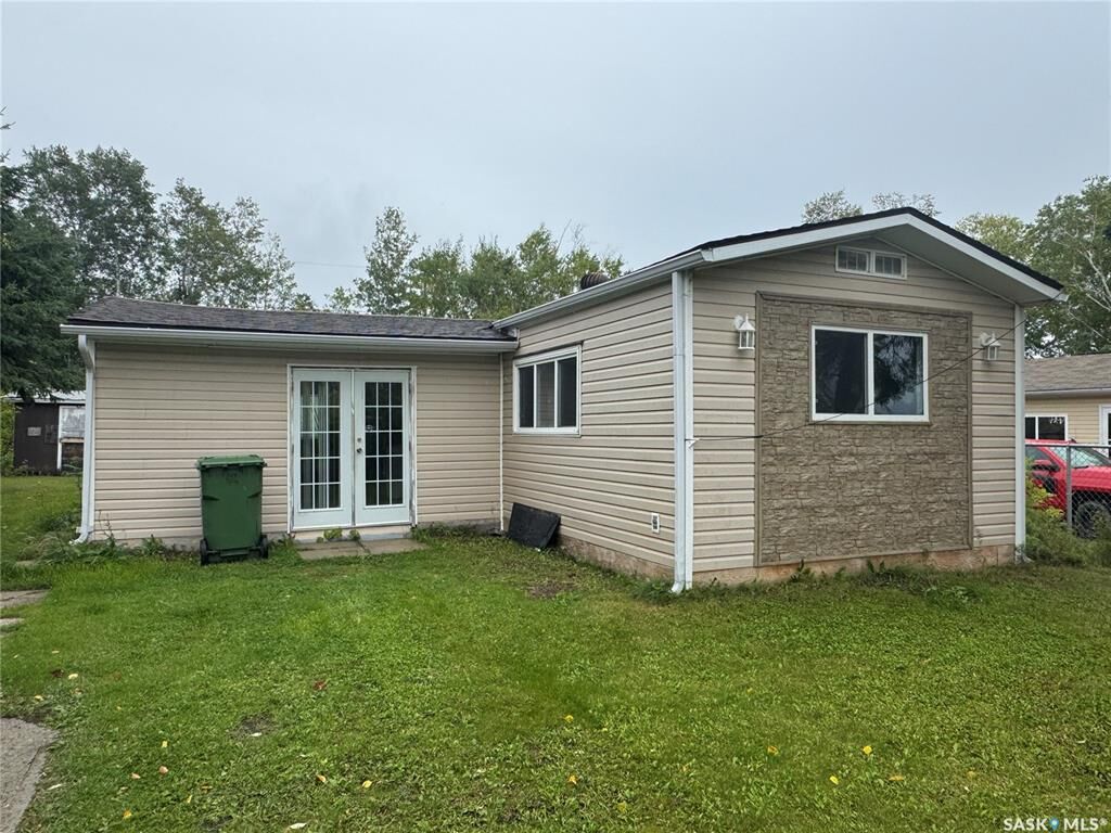 Property Photo:  1028 Dalby Crescent  SK S0J 1L0 