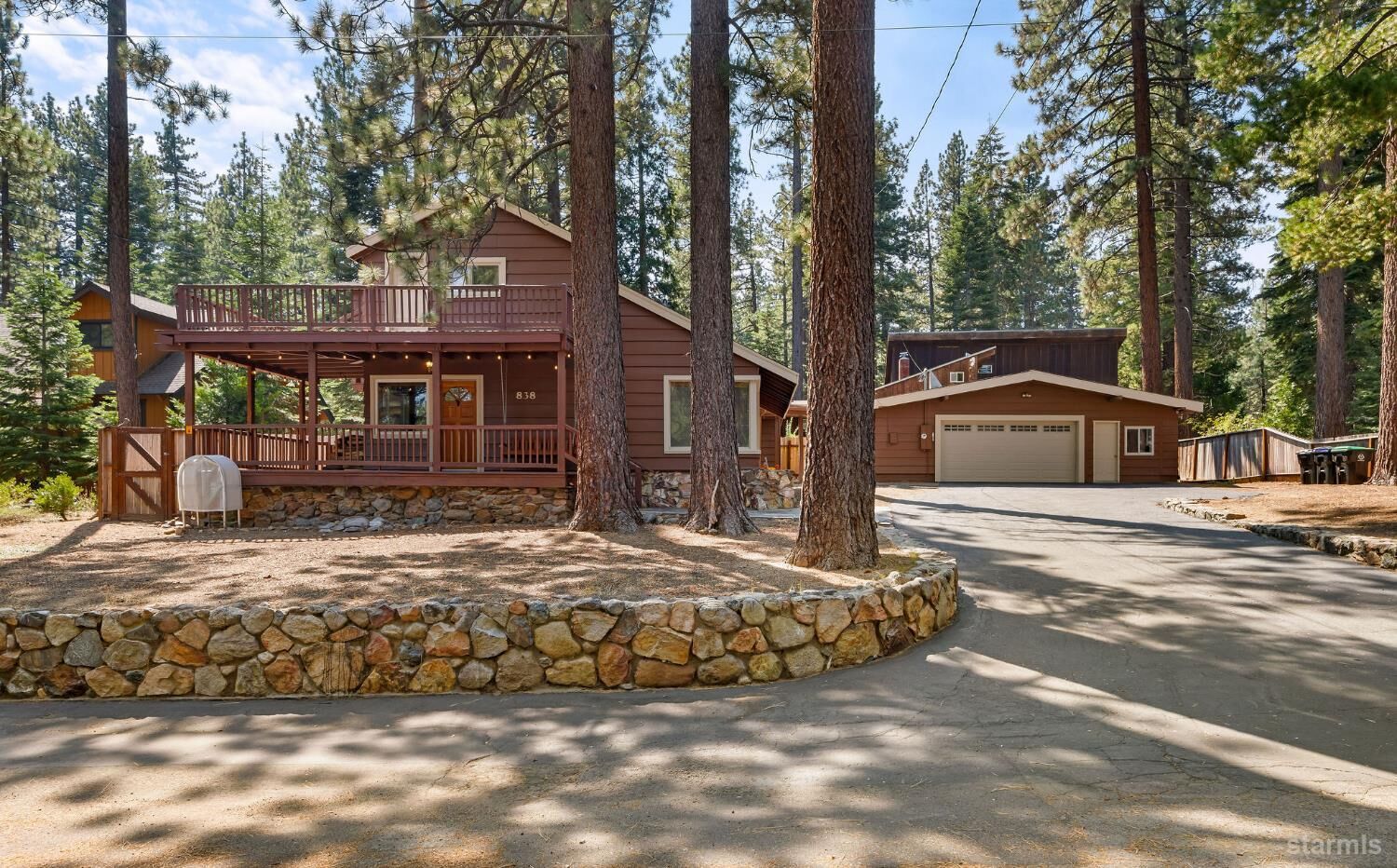 Property Photo: 838 Clement Street CA 96150