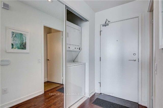 Property Photo:  121 McMahon Drive 2010  ON M2K 0C1 