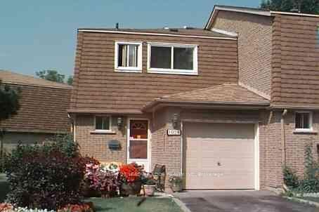 Property Photo:  1024 Bridletowne Circle  ON M1W 2H8 