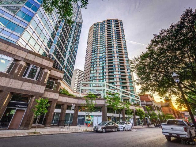 Property Photo:  38 Elm Street 600  ON M5G 2K5 