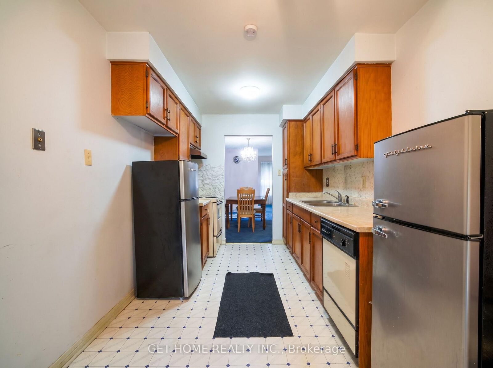 Photo de la propriété:  743 Millbank Drive  ON N6E 2Y1 