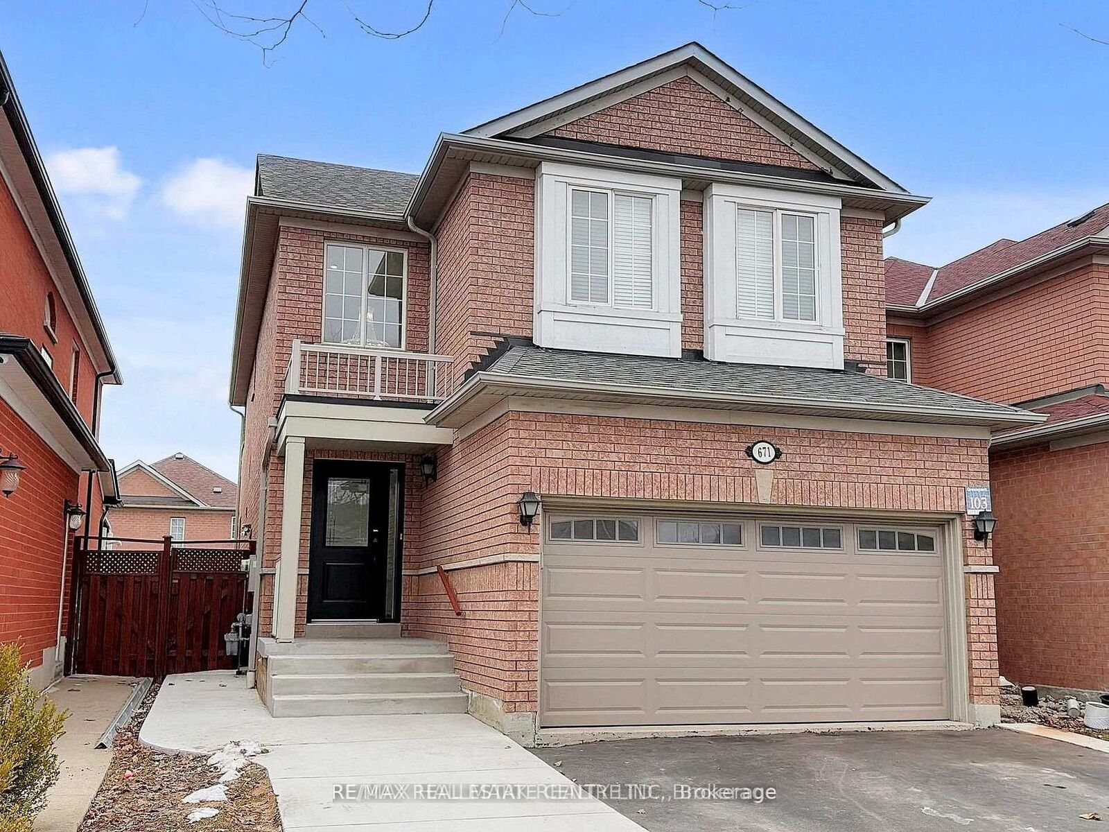 Property Photo:  671 Deckhouse Court (Basement)  ON L5W 1P9 